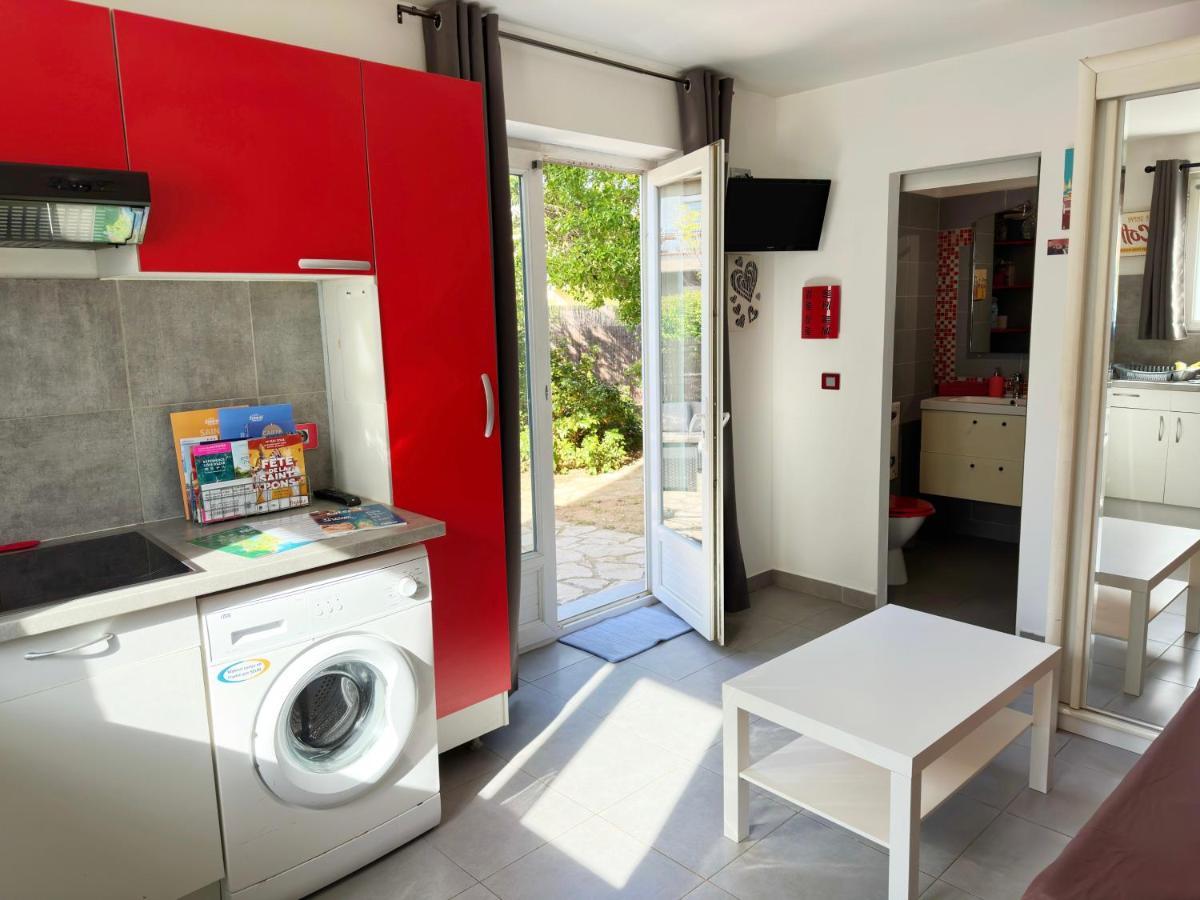 Studio Au Calme Tout Confort Proche Des Plages - Jardin Wifi Parking Fréjus 外观 照片
