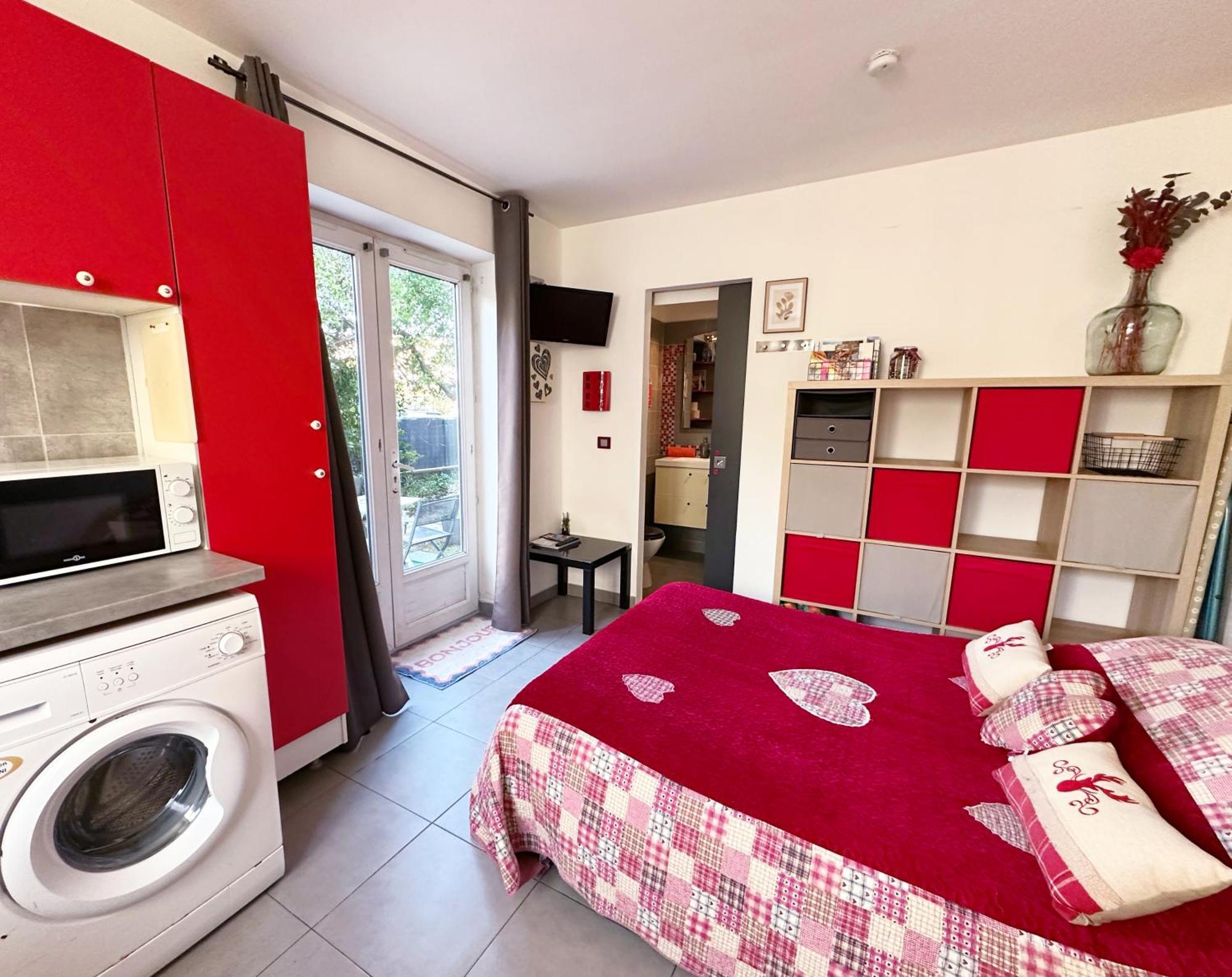 Studio Au Calme Tout Confort Proche Des Plages - Jardin Wifi Parking Fréjus 外观 照片