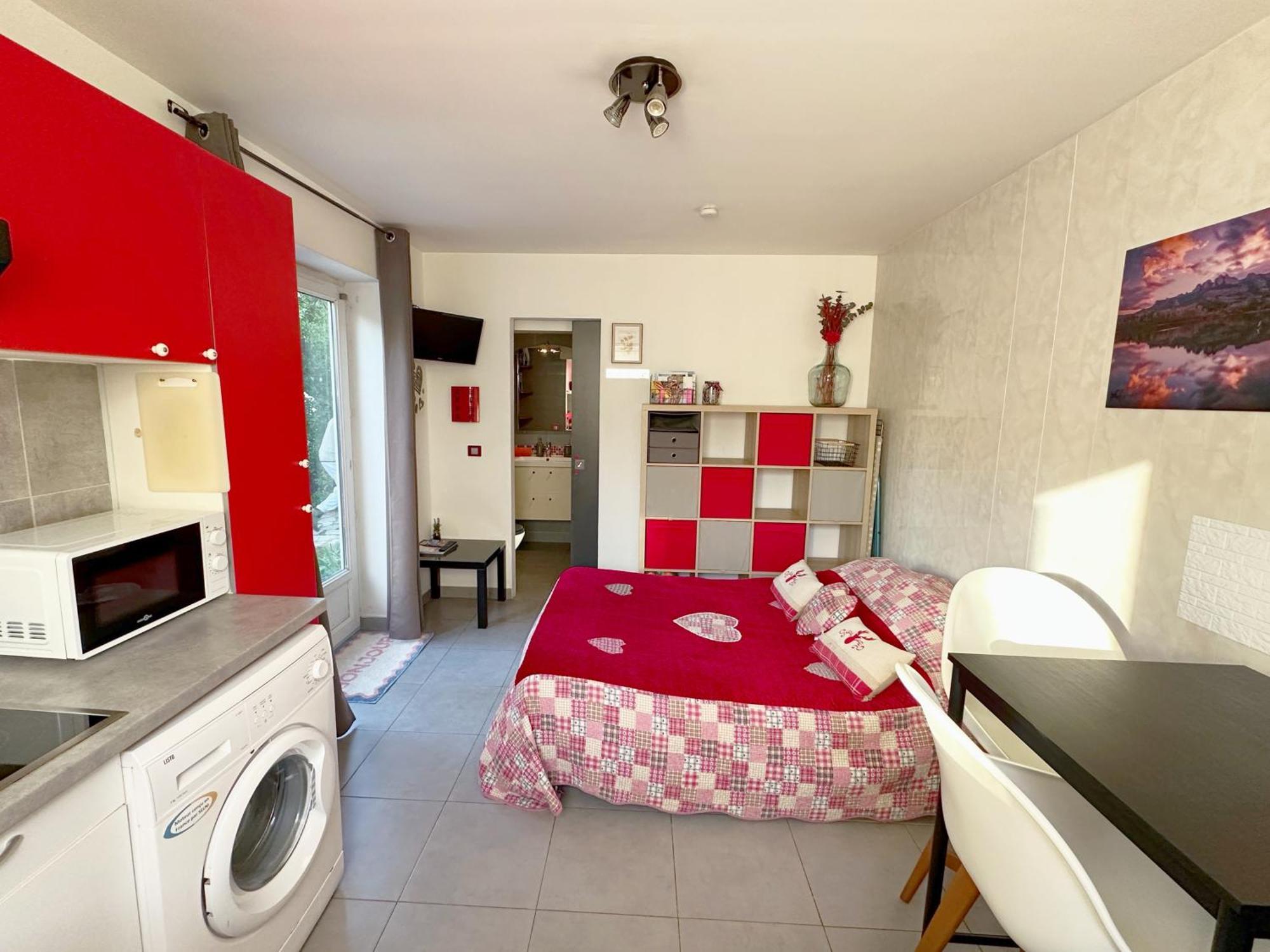 Studio Au Calme Tout Confort Proche Des Plages - Jardin Wifi Parking Fréjus 外观 照片